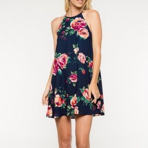 Blue floral boutique dress 💙